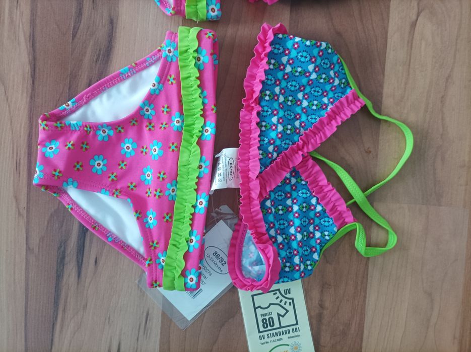 Цели и от 2части бански 86-92см