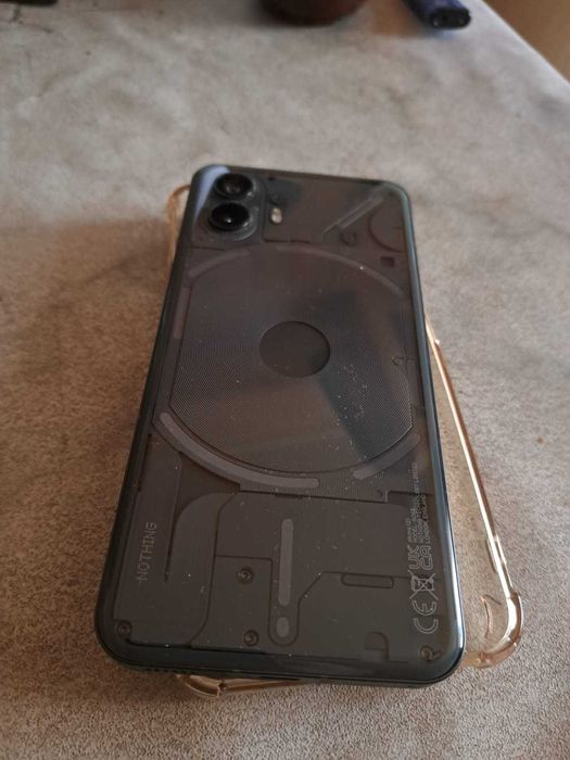Nothing Phone 2 ca nou
