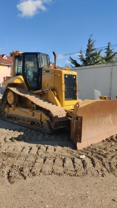 Inchiriez  buldozer cu scarificator și GPS
