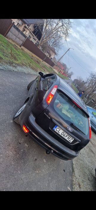 Vand ford focus 1.6 benzina