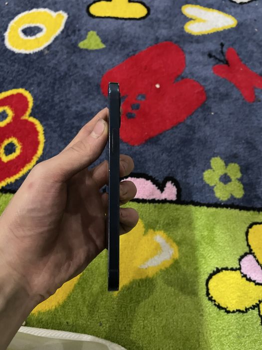 iPhone 12 с гарантией