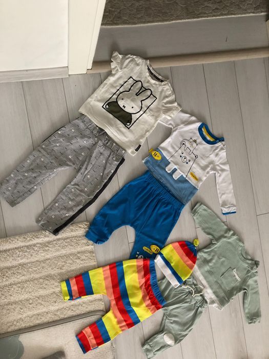 Лот от детски дрехи