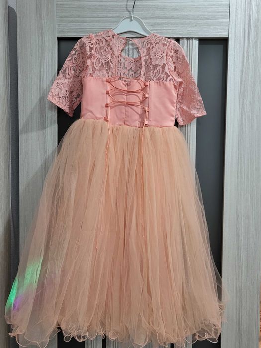 Платье детское нарядное