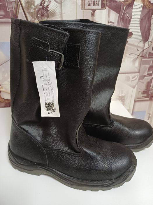 Продам  спец,обувь.