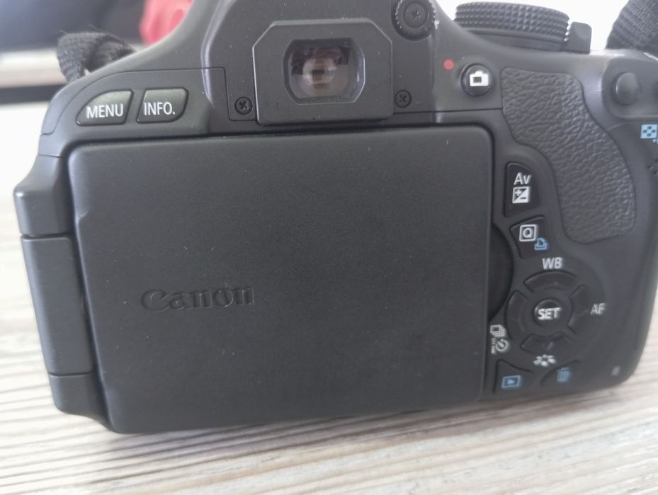 Canon 600d фотоаппарат