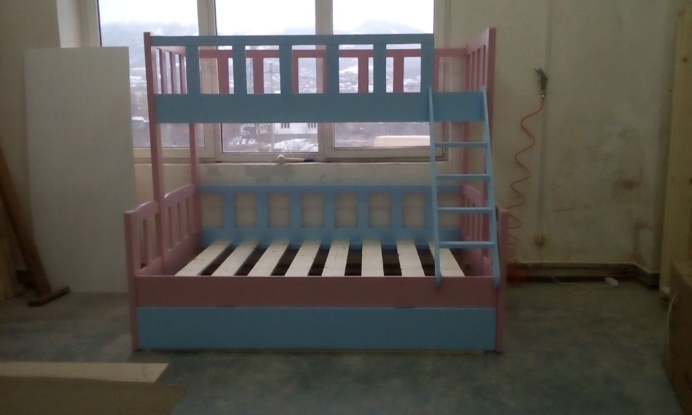 TRANSPORT GRATUIT.Pat etajat pt 3 persoane cod 3006