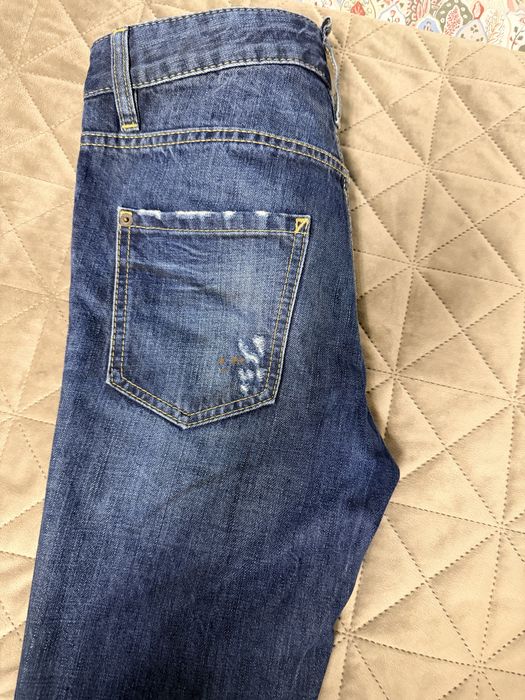 Blugi Dsquared impecabili