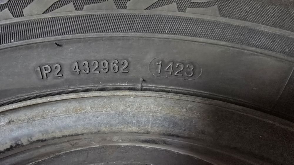 Set anvelope de iarna Nokian DOT 14/23  195/65/R15 5x112