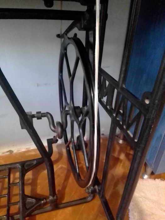 Стара шевна машина.NAUMANN