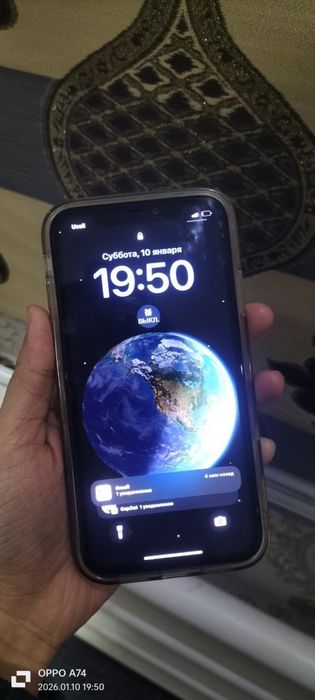 Iphone 11 , 2 ta chexol bonus