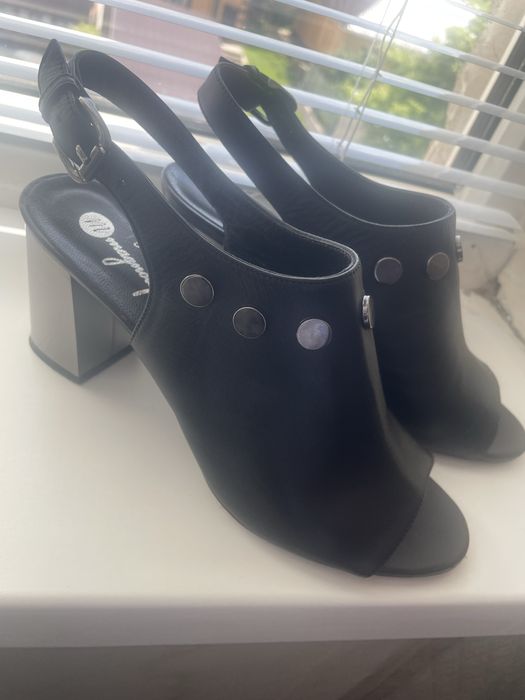 Женская обувь продам