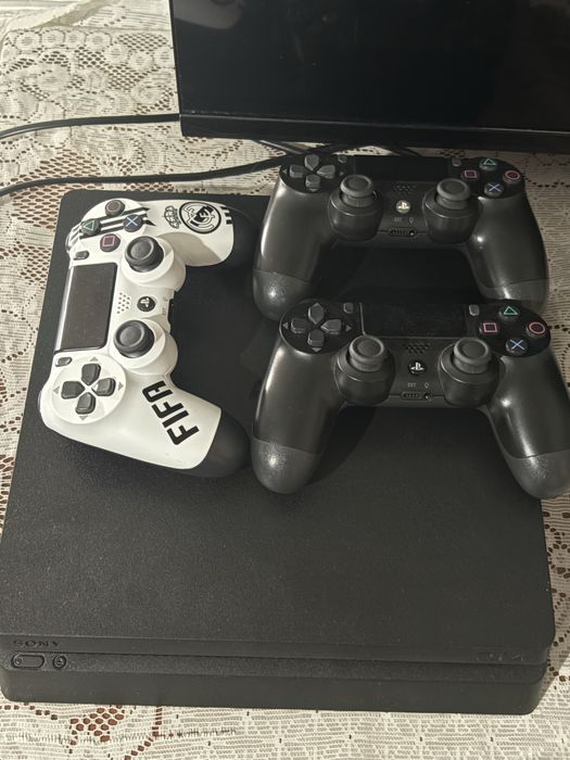 Обмен на мопед новая пс4 слим