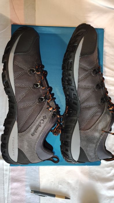 Чудесни леки туристически обувки Columbia №44
