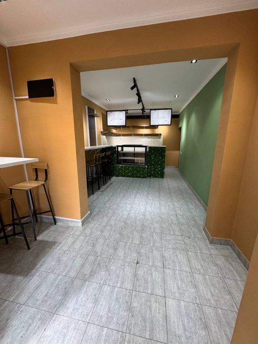 Думбрабод масжид рупарасида Нежилой офис сотилади