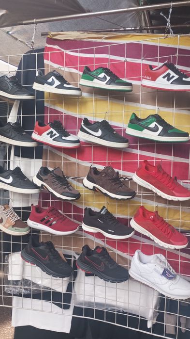 Новые кроссовкии