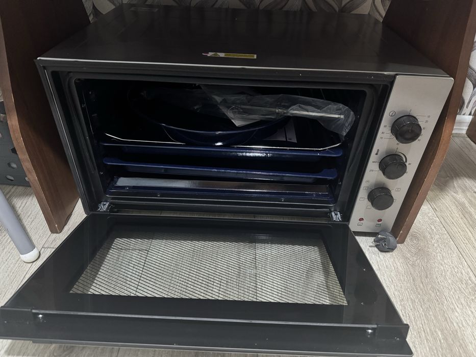 Продам духовку ARG