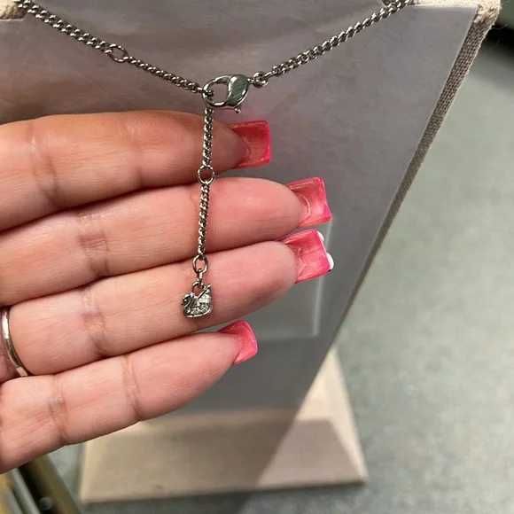 Колие Swarovski - Бръмбар