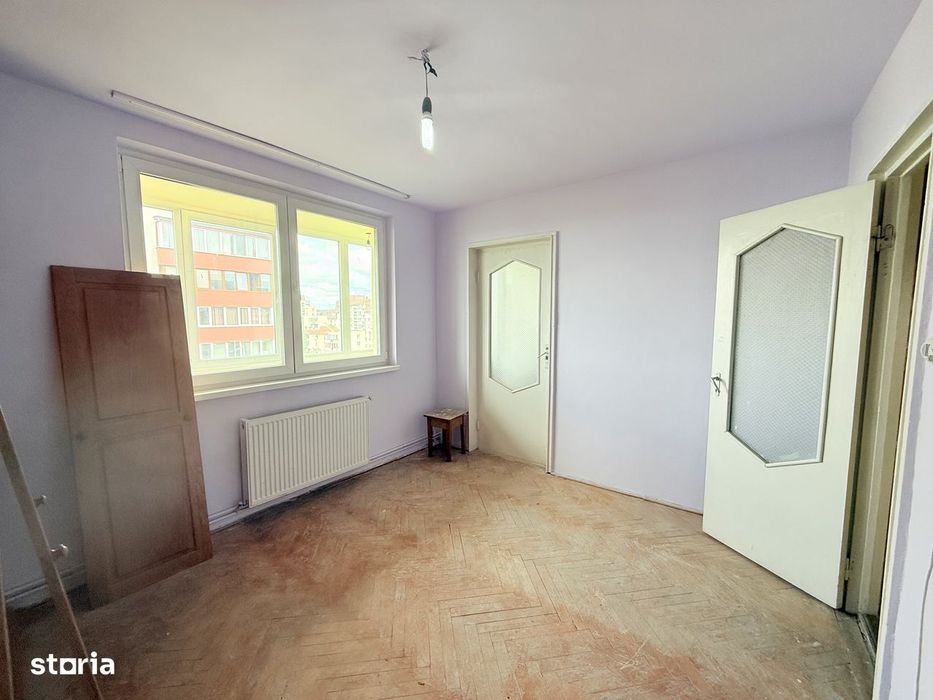 Vand apartament cu 2 camere, cu vedere superba, zona Semicentrala