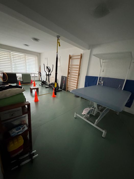 Inchiriez spatiu comercial/ cabinet kinetoterapie