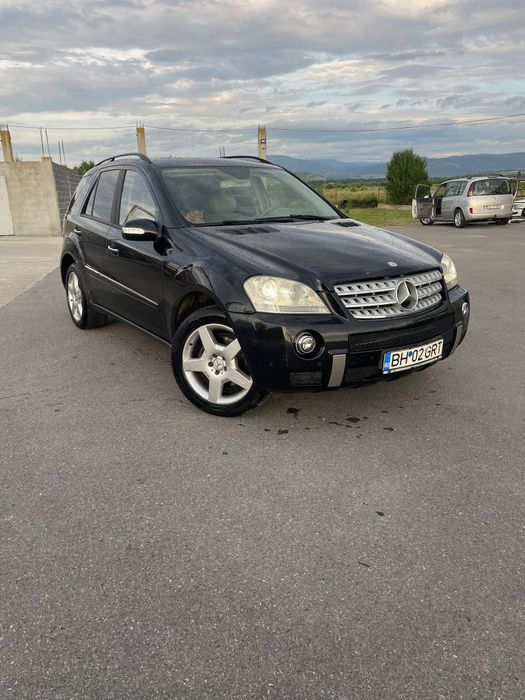 Vând Mercedes ml 320