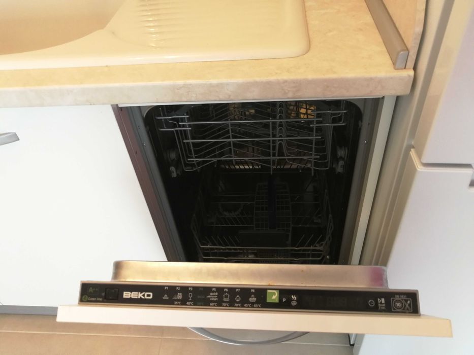 Дава се под наем Двустаен апартамент в Варна, Възраждане 1 - 60 кв.м за 435 € - Снимка #7