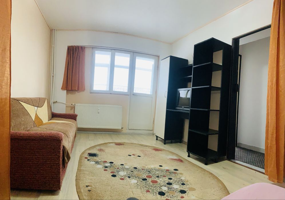 Vând garsonieră Republicii