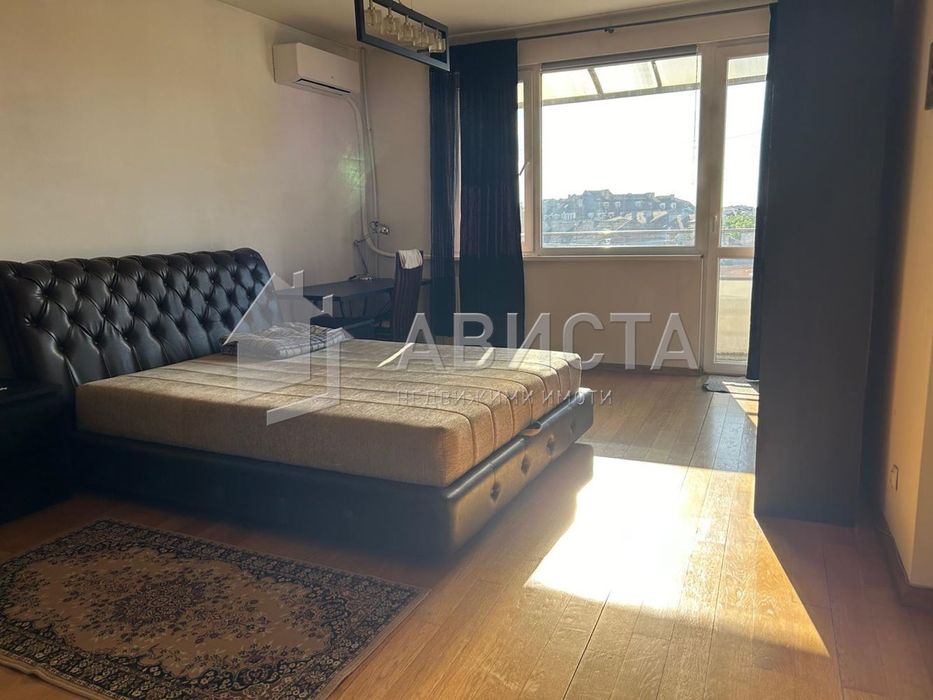 Дава се под наем Тристаен апартамент в София, Център - 120 кв.м за 1020 € - Снимка #6