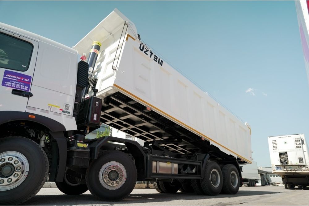 Автосамосвал Howo-T7S 8x4 - 32 т / 26 куб.м