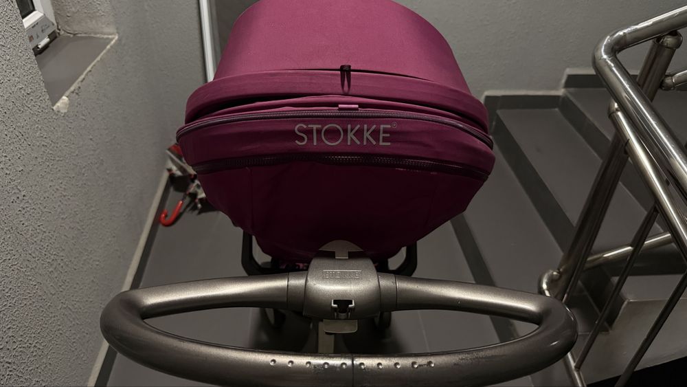 Продам коляску Stokke