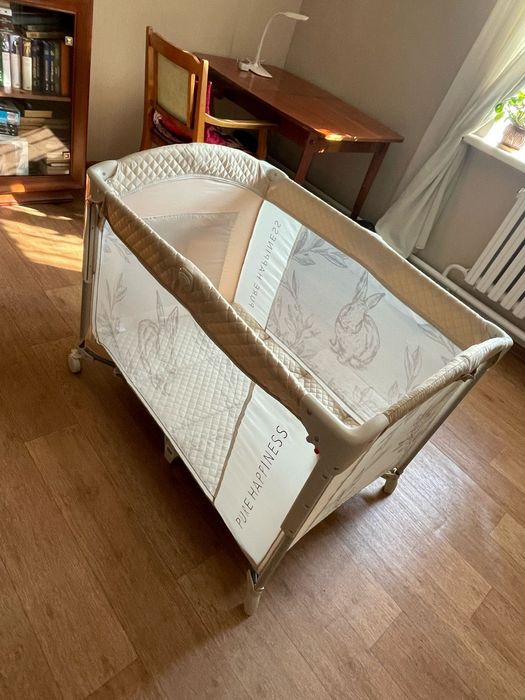 Кровать манеж с матрасом новый продам