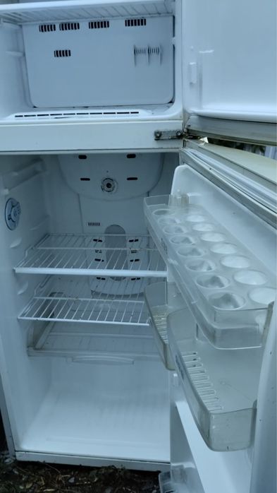 Продам холодильник рабочий