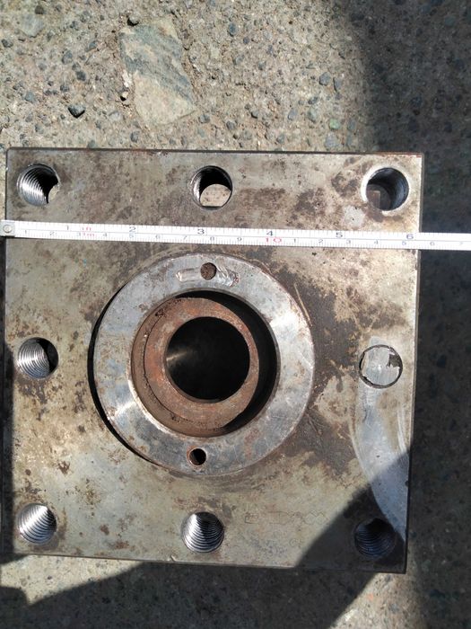 Продам резцедержатель на токарный станок 1к62.