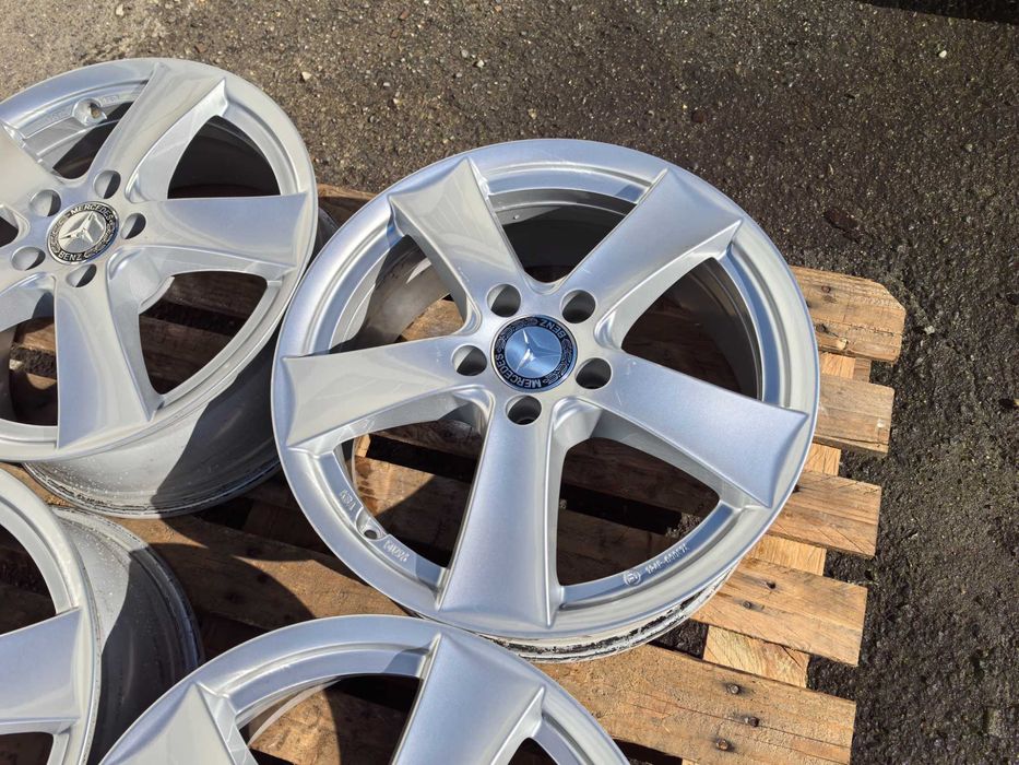 17 цола 5 х 112 мм Мерцедес Це Клас А206 - 7 Инча / ЕТ 48,5