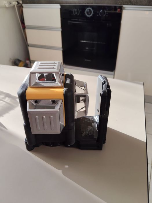 Nivela laser Dewalt 12 linii Verzi 12 unghiuri