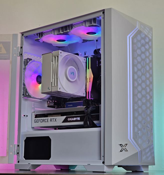 Ryzen 5-7500F/RTX 5060 8GB/RAM 32GB/SSD 1TB/Чисто Нов-Гаранция!