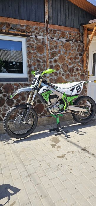 Kawasaki KX 450 F