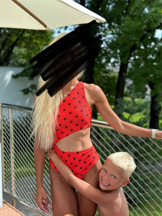 Бански размер хс, цена за 1 = 15 лв