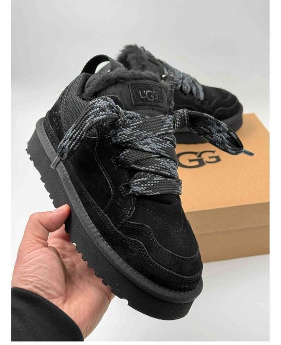 Продам угги новые