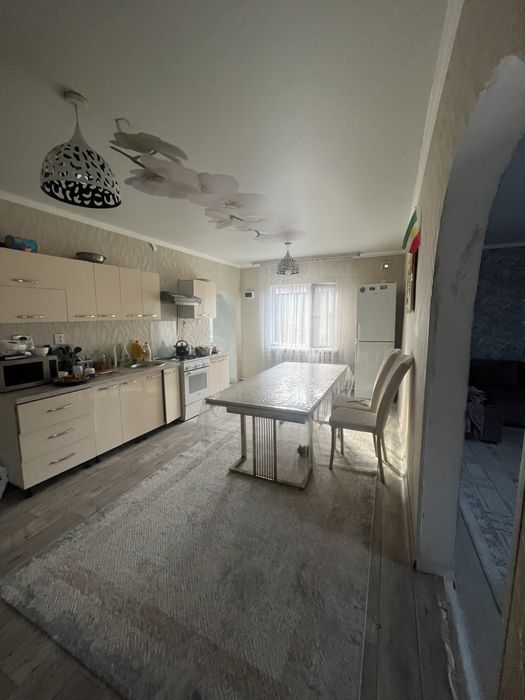 Продается дом с большим участком