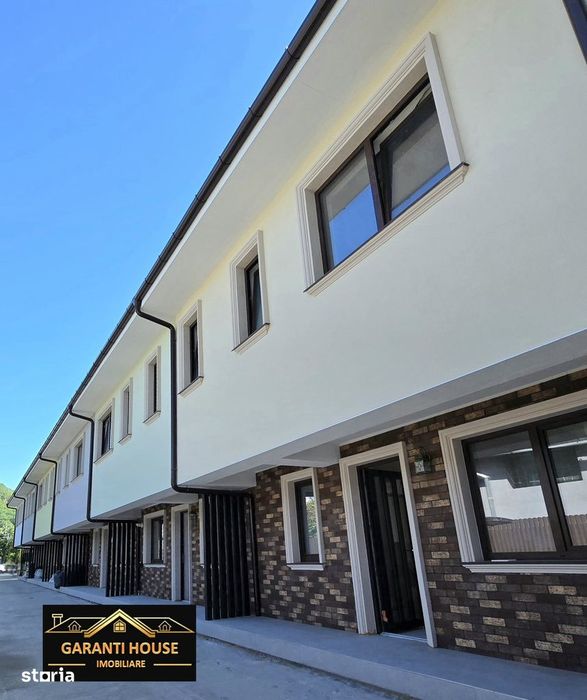 Comision 0%, Centrul Vechi, casa noua, 198 mpc, 2 parcari, 188 000€