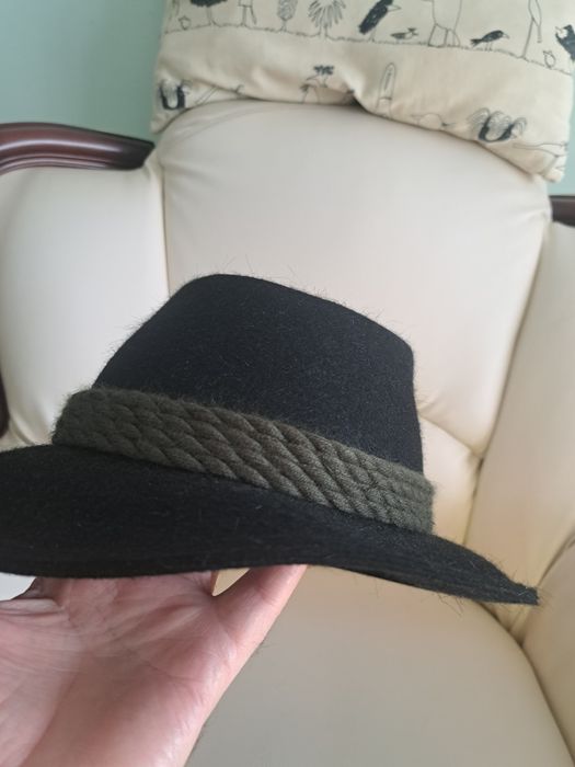 2 palarii barbati nr 60