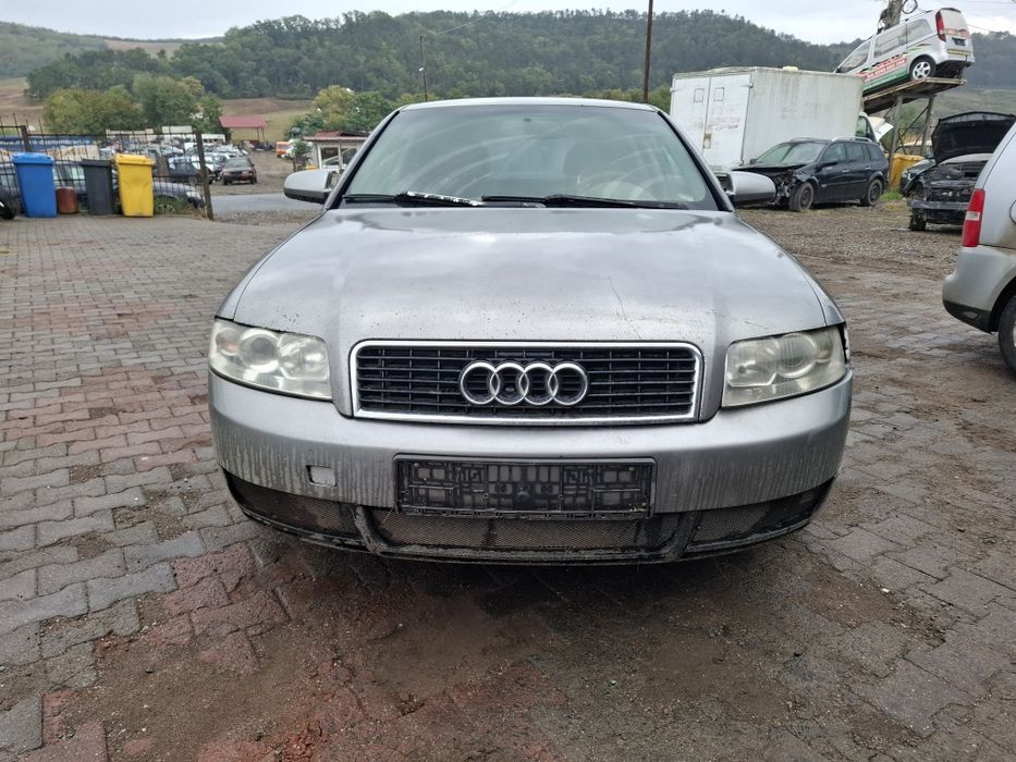 Elemente Caroserie Audi A4 B6 Sedan 1.9TDi 96kw 131cp Tip AVF Cutie 6 trepte An 2003