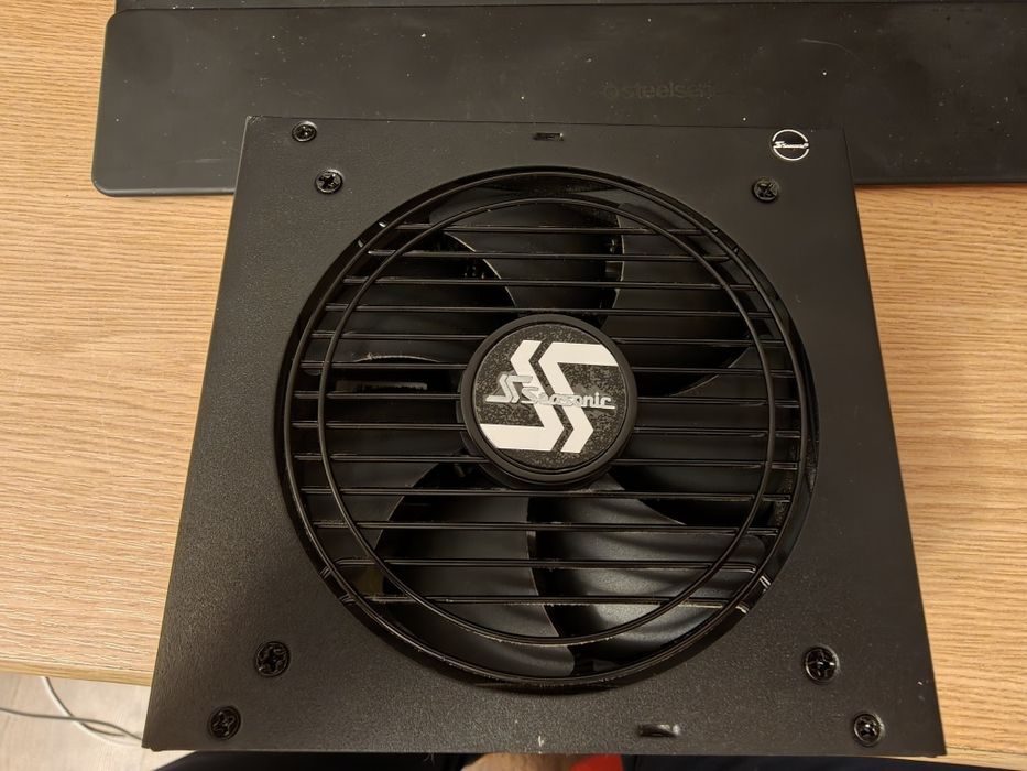 Seasonic Focus GX650W, ca nou