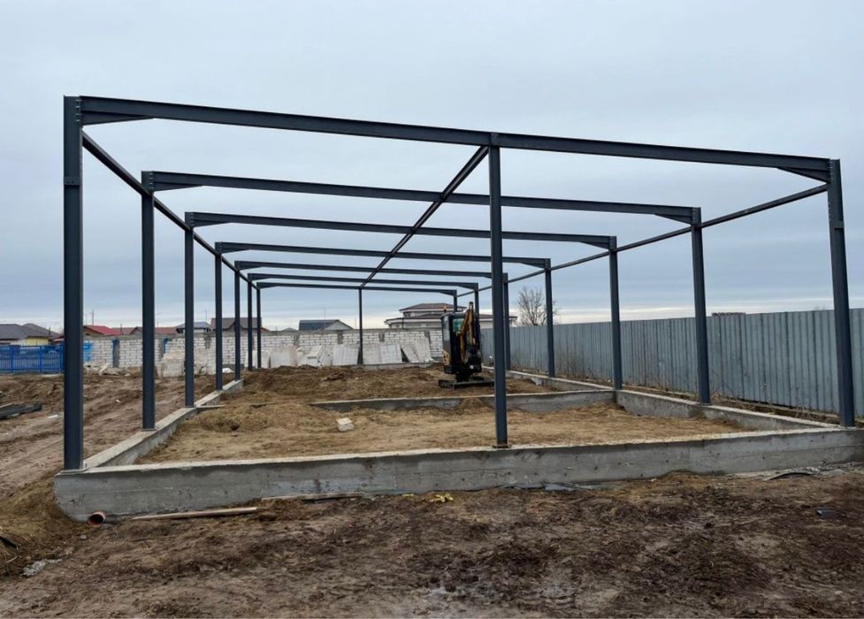 Vand hale metalice la pret corect