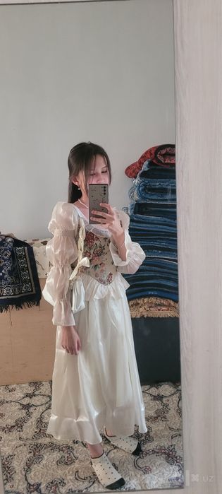 Красивое платье, S размер, бант в подарок