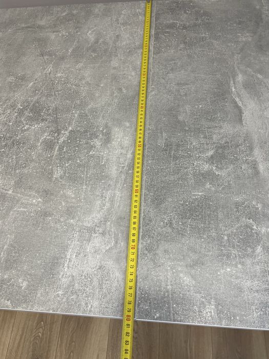 Маса за трапезария/кухня