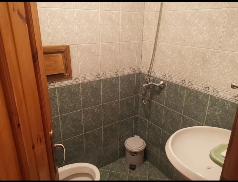 Апартамент под наем-до плажа на Поморие