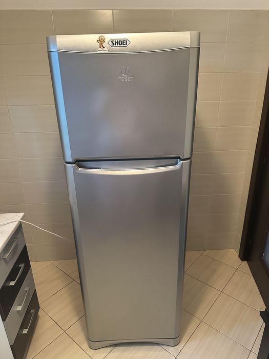 Frigider Indesit