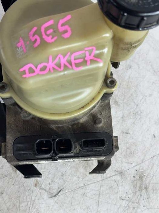 Dezmembrari Pompa servodirectie Dacia Dokker 1.5 euro 5 cod piesa 491100611R