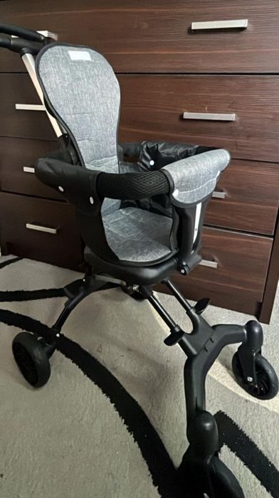 Коляска легкая новая